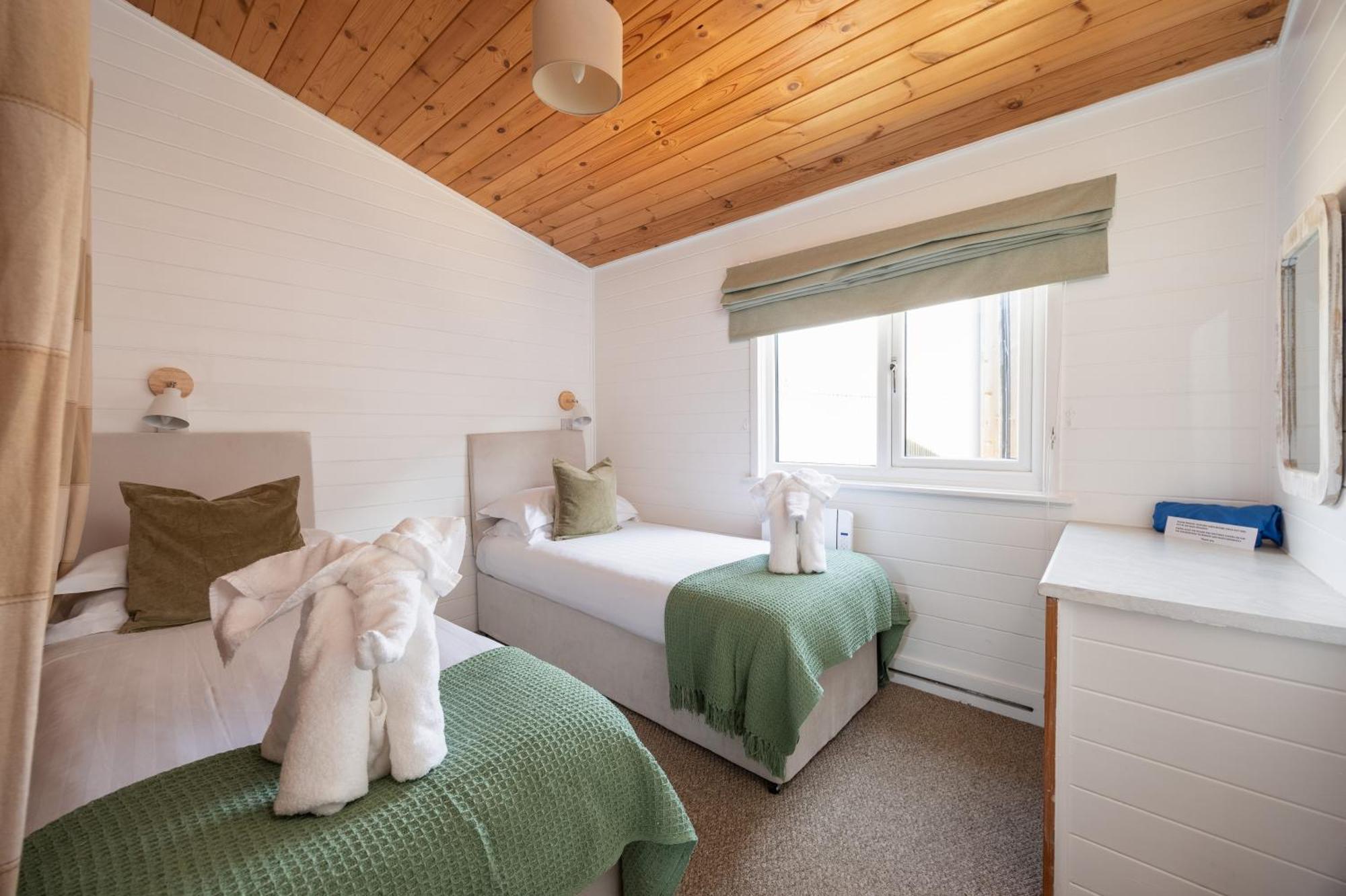 West Chalet At Tapnell Farm ヤーマス エクステリア 写真